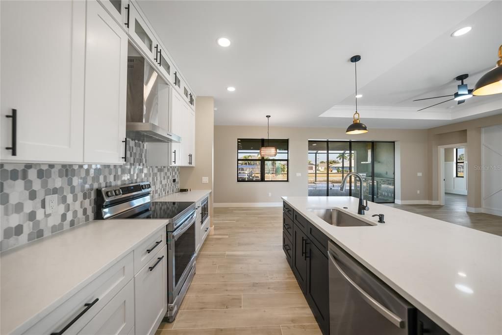 待售: $950,000 (3 贝兹, 2 浴室, 1866 平方英尺)