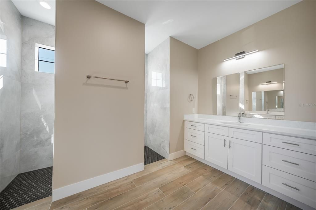 待售: $950,000 (3 贝兹, 2 浴室, 1866 平方英尺)