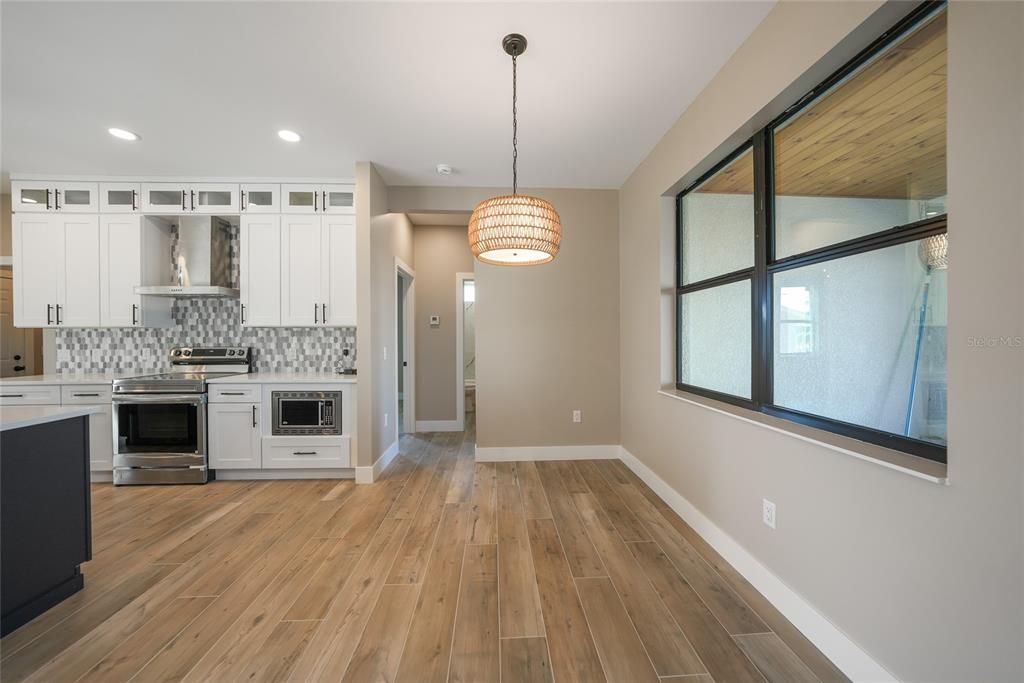 待售: $950,000 (3 贝兹, 2 浴室, 1866 平方英尺)