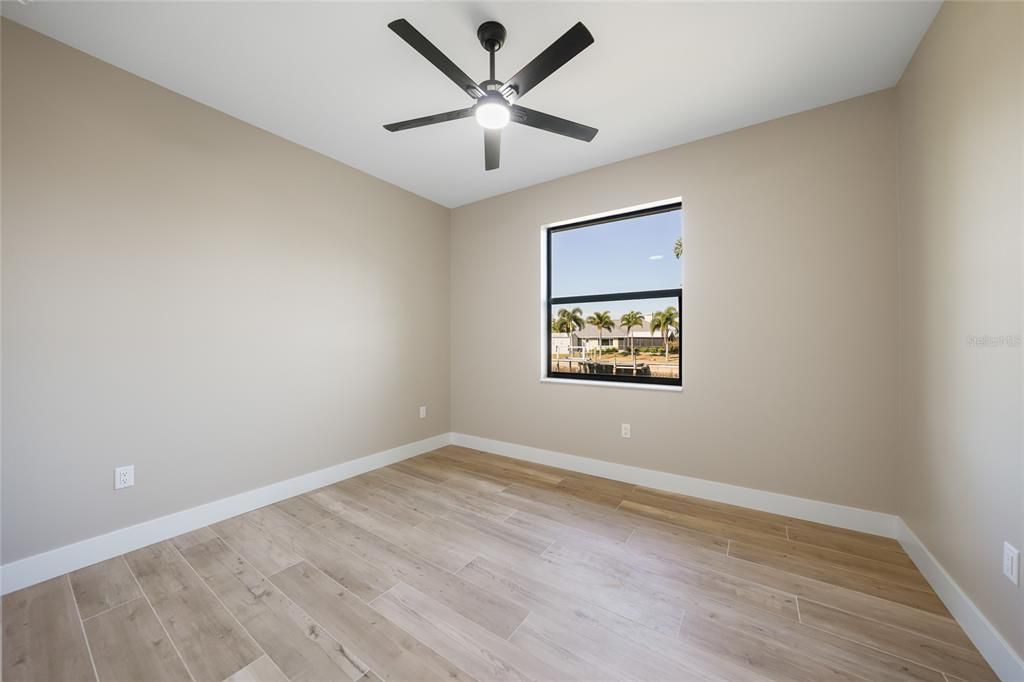 待售: $950,000 (3 贝兹, 2 浴室, 1866 平方英尺)