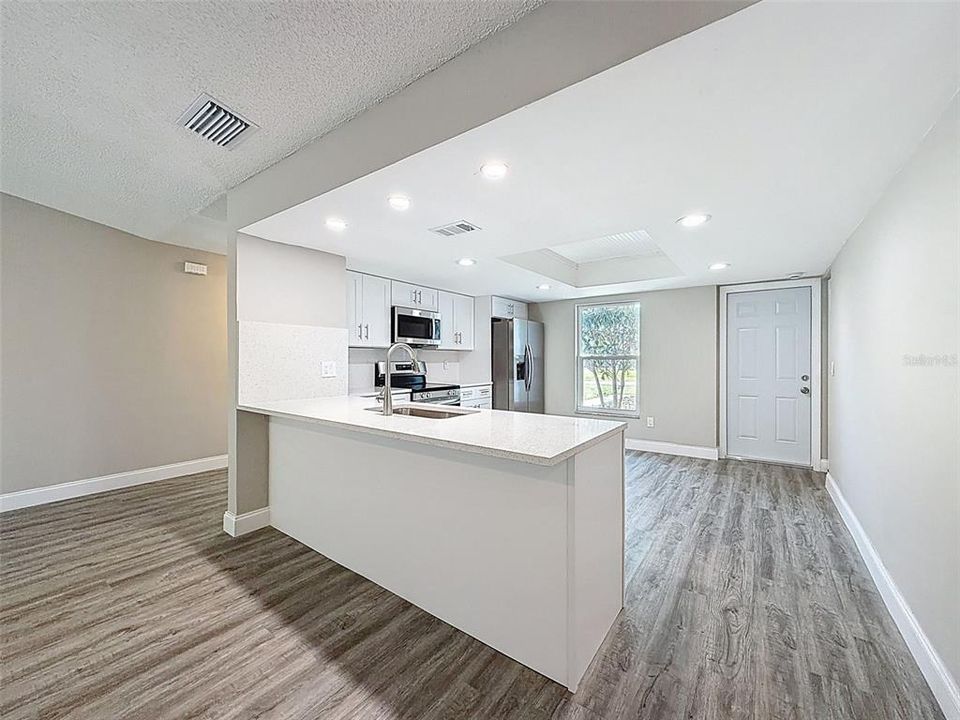 For Sale: $380,000 (4 beds, 2 baths, 1399 Square Feet)