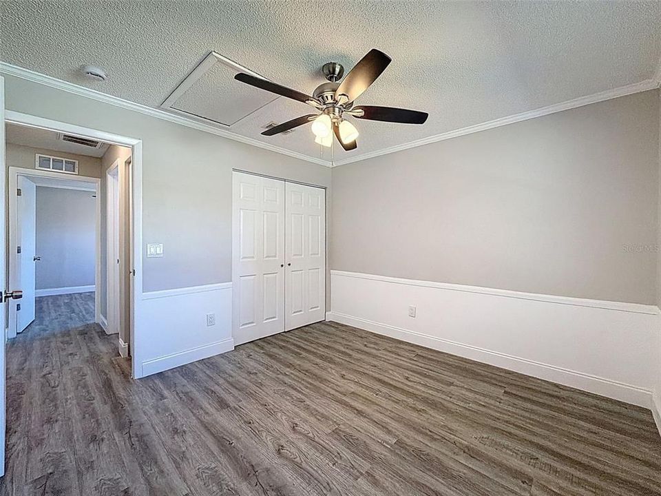 For Sale: $380,000 (4 beds, 2 baths, 1399 Square Feet)