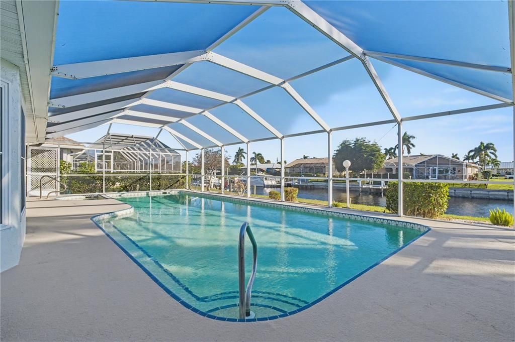 На продажу: $685,000 (3 спален, 2 ванн, 2137 Квадратных фут)