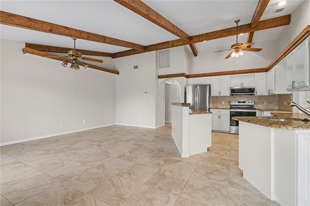 На продажу: $685,000 (3 спален, 2 ванн, 2137 Квадратных фут)