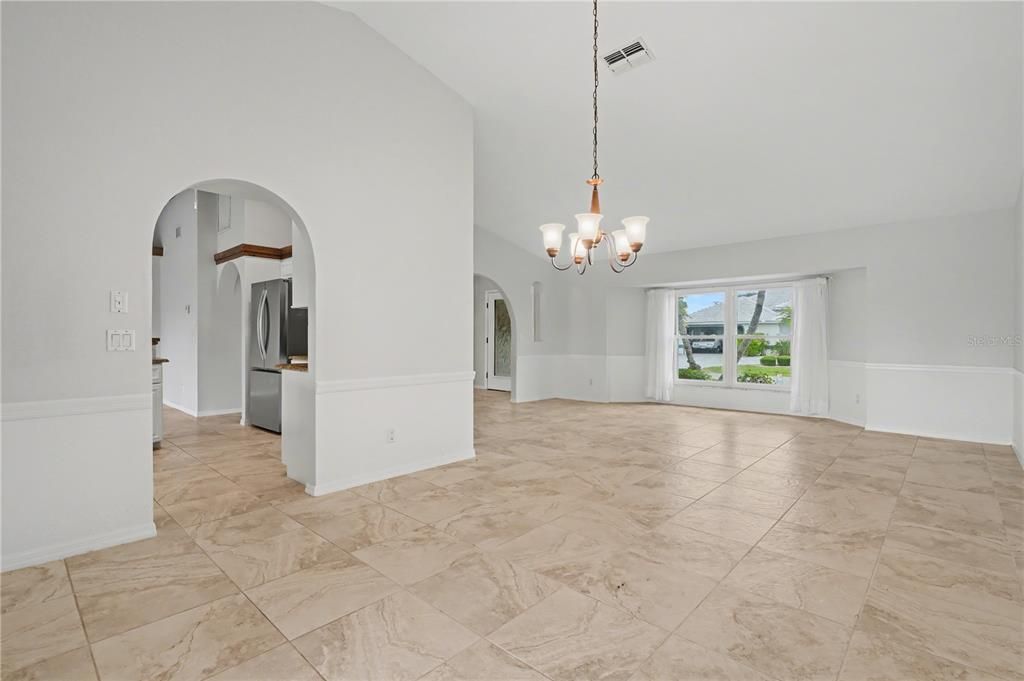 На продажу: $685,000 (3 спален, 2 ванн, 2137 Квадратных фут)