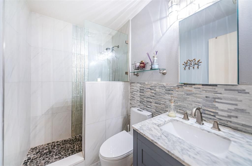 En Venta: $118,000 (2 camas, 1 baños, 1010 Pies cuadrados)