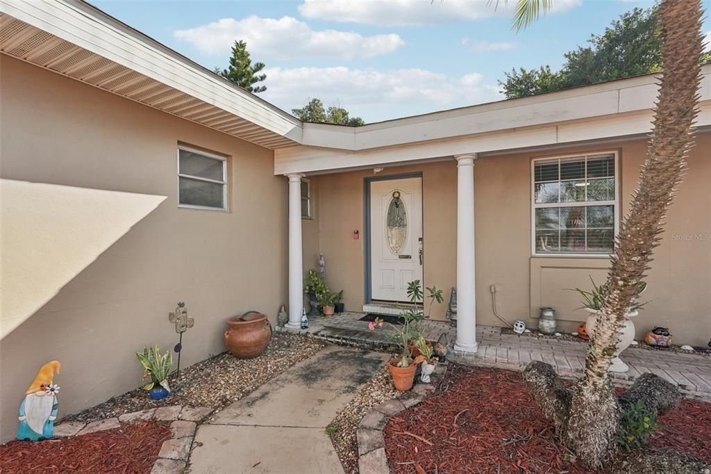 For Sale: $339,000 (3 beds, 2 baths, 1431 Square Feet)