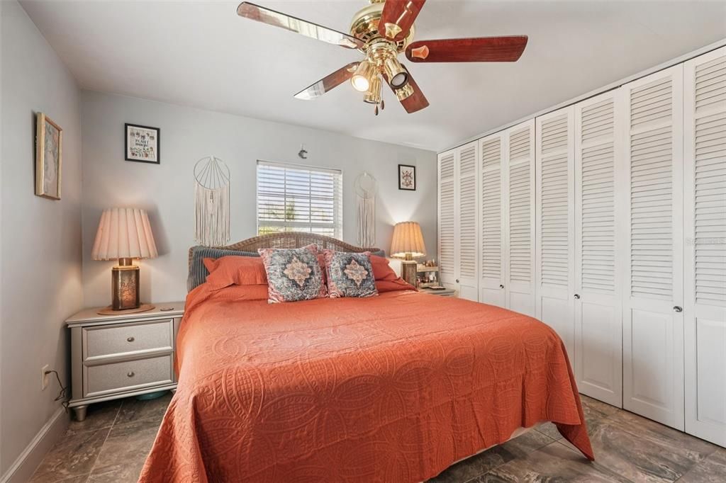 For Sale: $339,000 (3 beds, 2 baths, 1431 Square Feet)