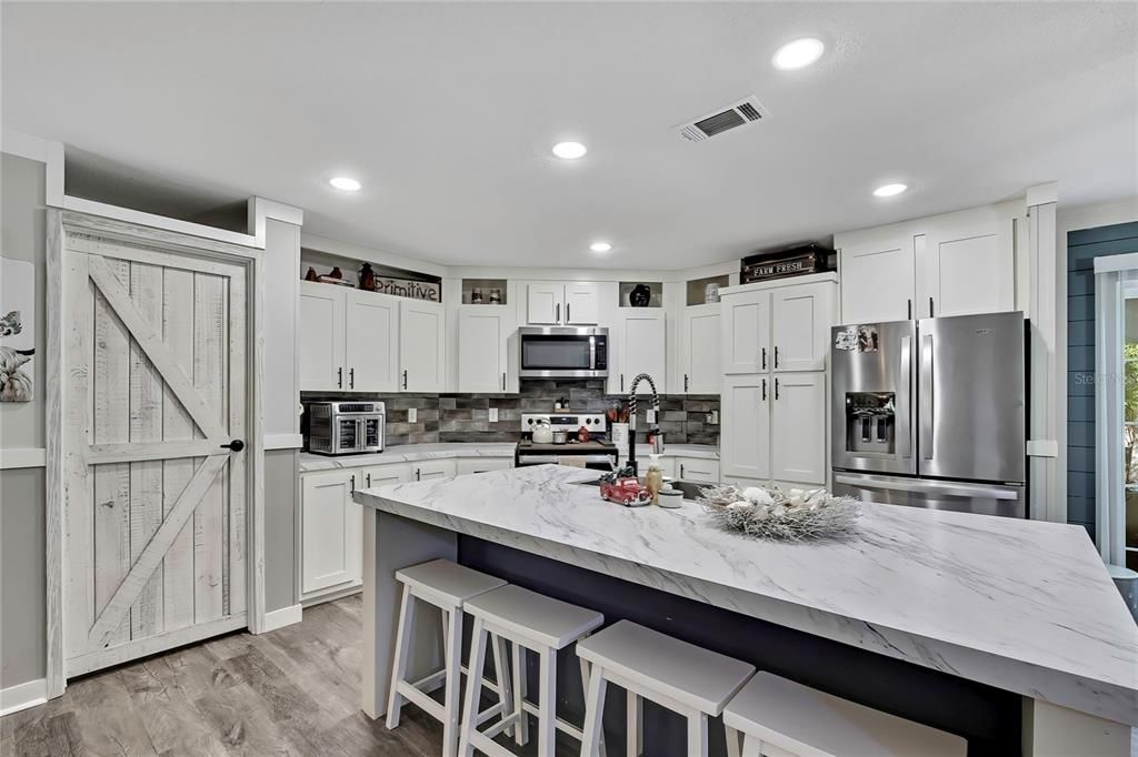 For Sale: $320,000 (4 beds, 2 baths, 2040 Square Feet)