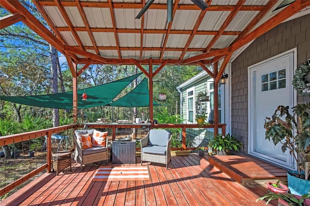 For Sale: $320,000 (4 beds, 2 baths, 2040 Square Feet)