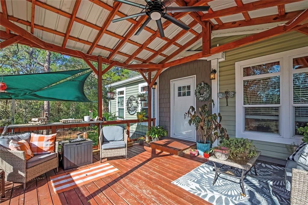 For Sale: $320,000 (4 beds, 2 baths, 2040 Square Feet)