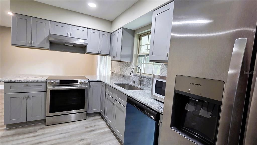 For Rent: $2,000 (3 beds, 2 baths, 1170 Square Feet)