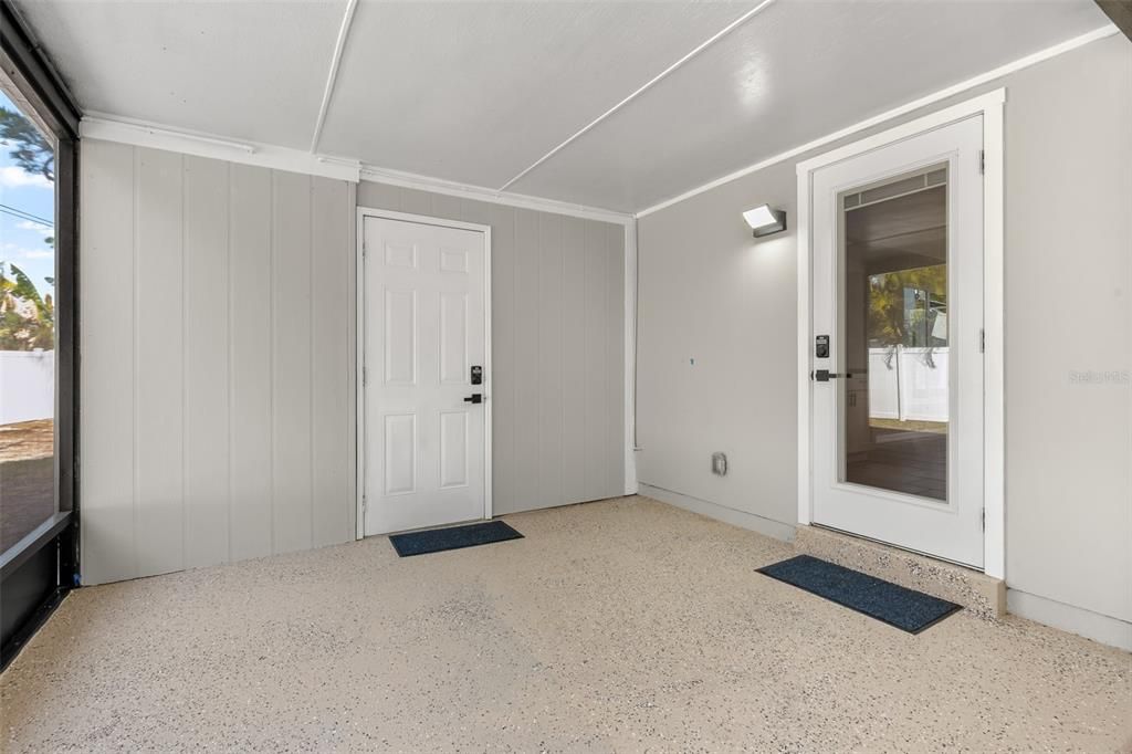 На продажу: $299,000 (3 спален, 2 ванн, 1008 Квадратных фут)