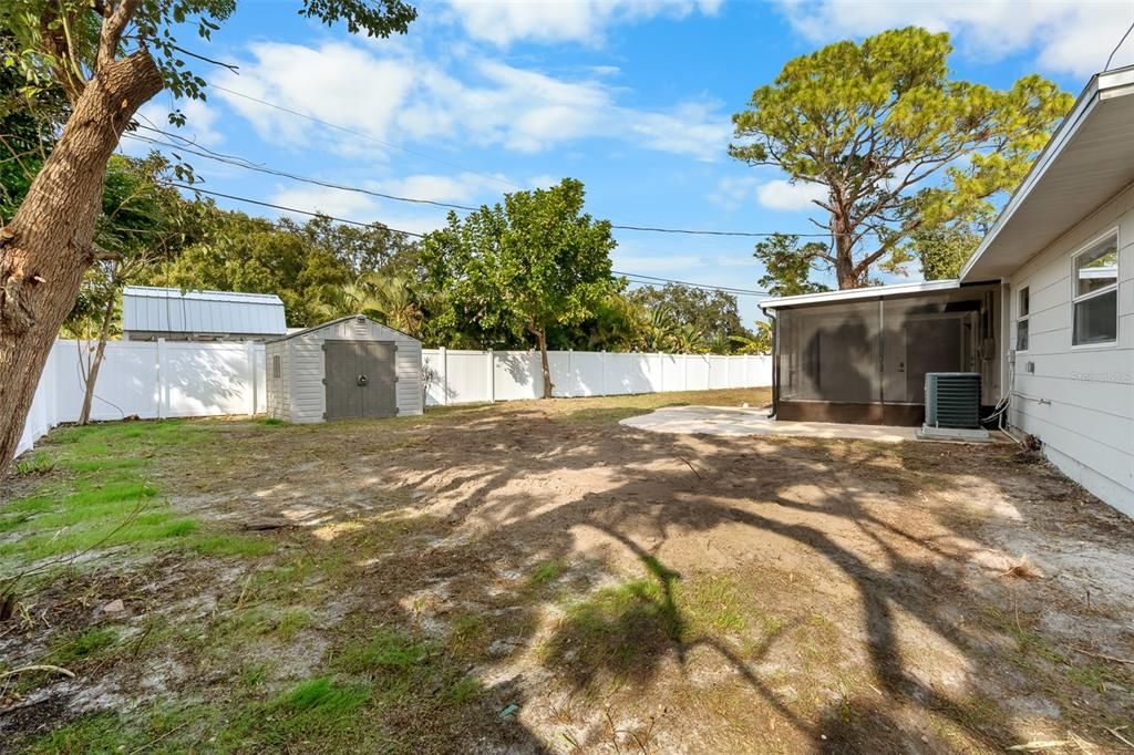 На продажу: $299,000 (3 спален, 2 ванн, 1008 Квадратных фут)