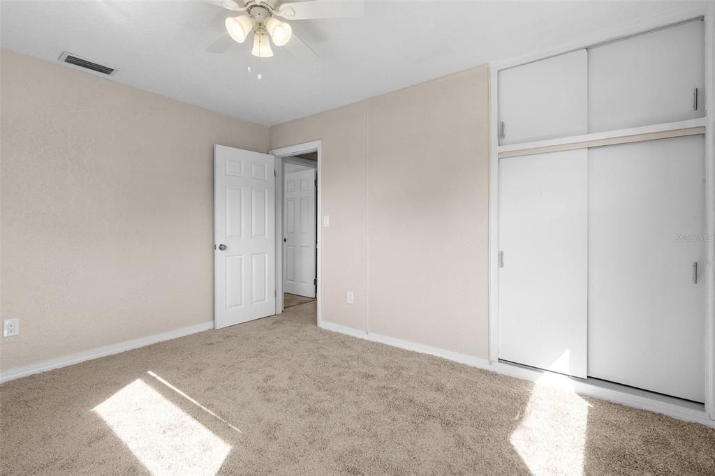 На продажу: $299,000 (3 спален, 2 ванн, 1008 Квадратных фут)