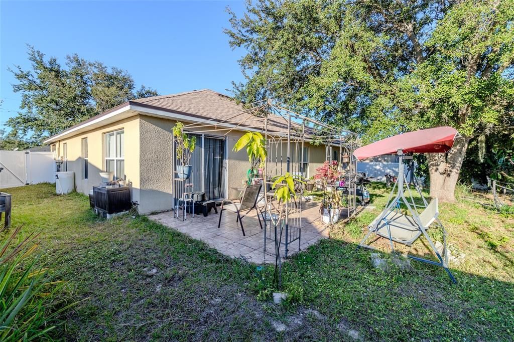 For Sale: $310,000 (3 beds, 2 baths, 1809 Square Feet)