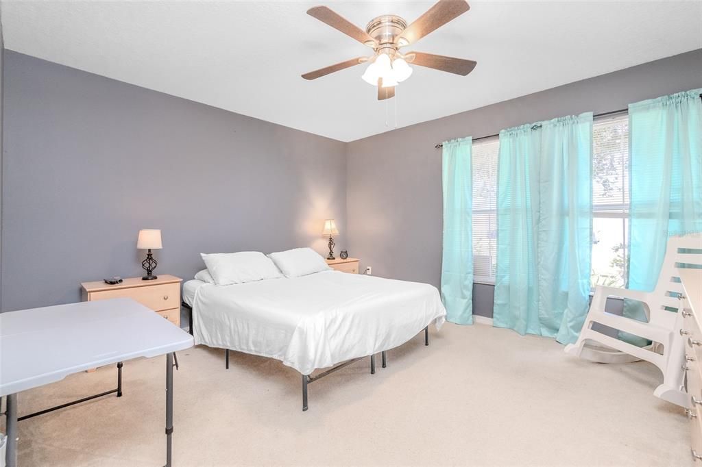 For Sale: $310,000 (3 beds, 2 baths, 1809 Square Feet)