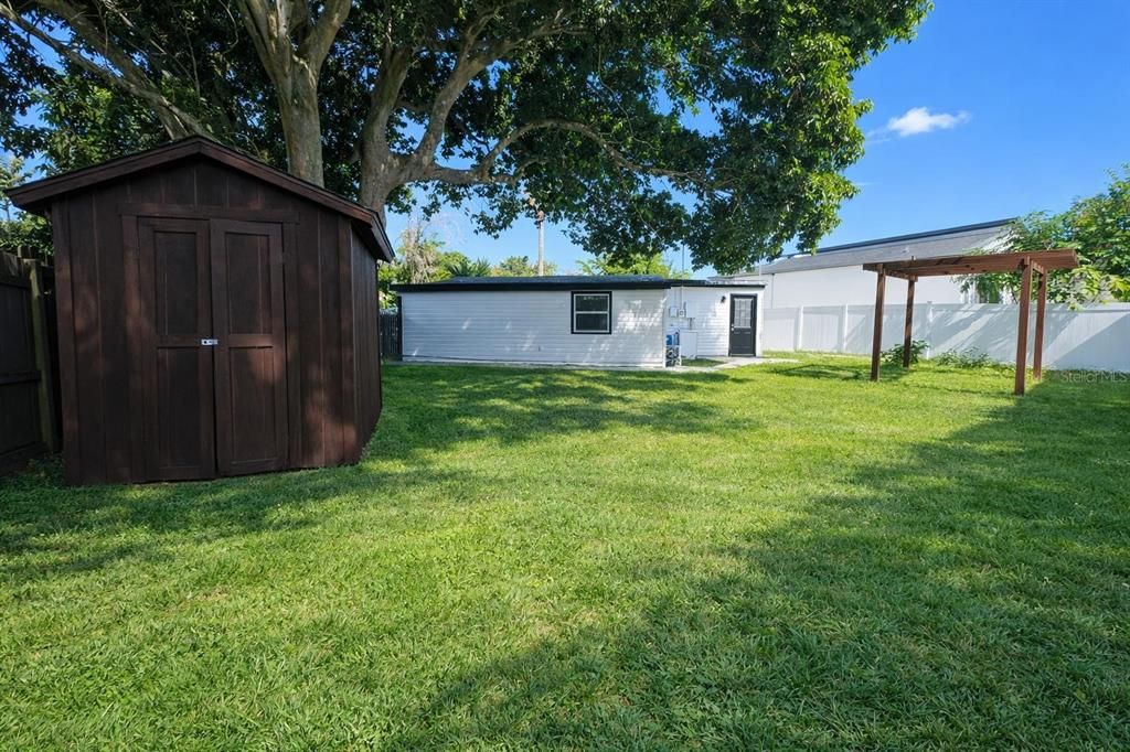 出租: $2,295 (3 贝兹, 1 浴室, 1020 平方英尺)