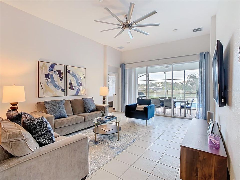 For Sale: $700,000 (5 beds, 5 baths, 2342 Square Feet)