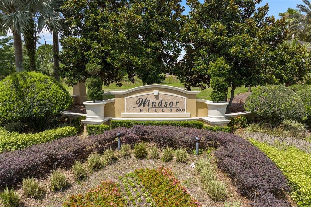 For Sale: $700,000 (5 beds, 5 baths, 2342 Square Feet)