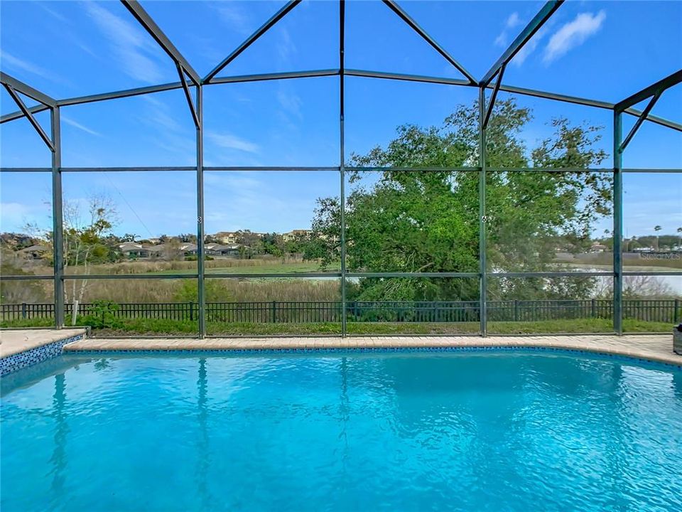 For Sale: $700,000 (5 beds, 5 baths, 2342 Square Feet)