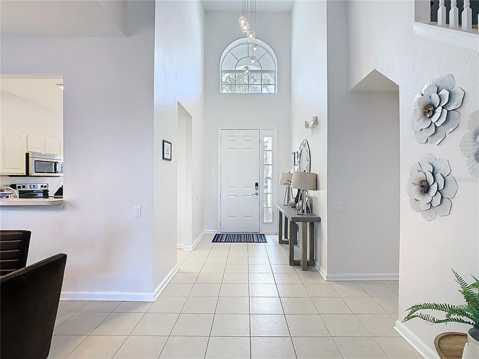 For Sale: $700,000 (5 beds, 5 baths, 2342 Square Feet)