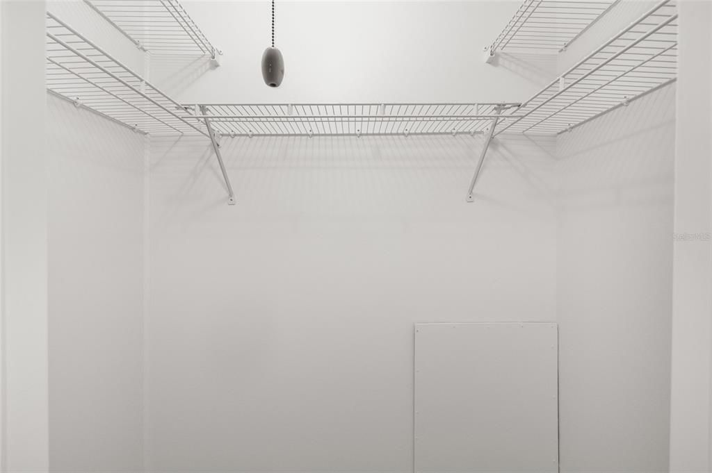 На продажу: $110,000 (1 спален, 1 ванн, 645 Квадратных фут)