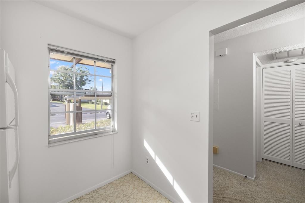 На продажу: $110,000 (1 спален, 1 ванн, 645 Квадратных фут)