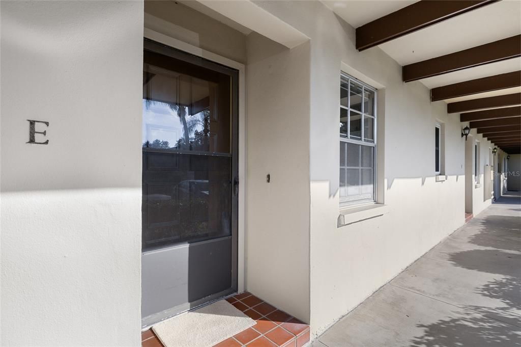 На продажу: $110,000 (1 спален, 1 ванн, 645 Квадратных фут)