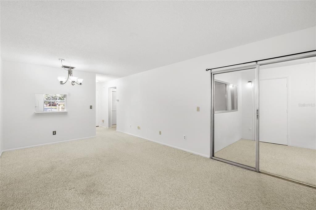 На продажу: $110,000 (1 спален, 1 ванн, 645 Квадратных фут)