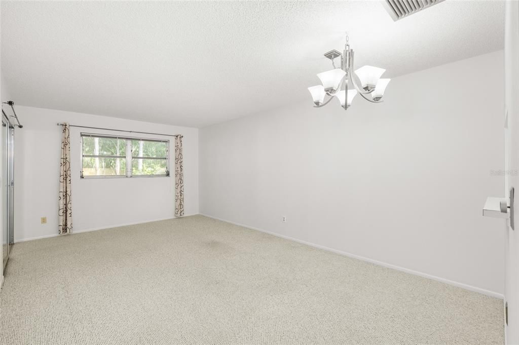 На продажу: $110,000 (1 спален, 1 ванн, 645 Квадратных фут)