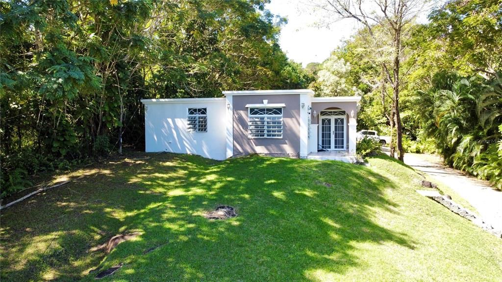 En Venta: $250,000 (3 camas, 2 baños, 1732 Pies cuadrados)