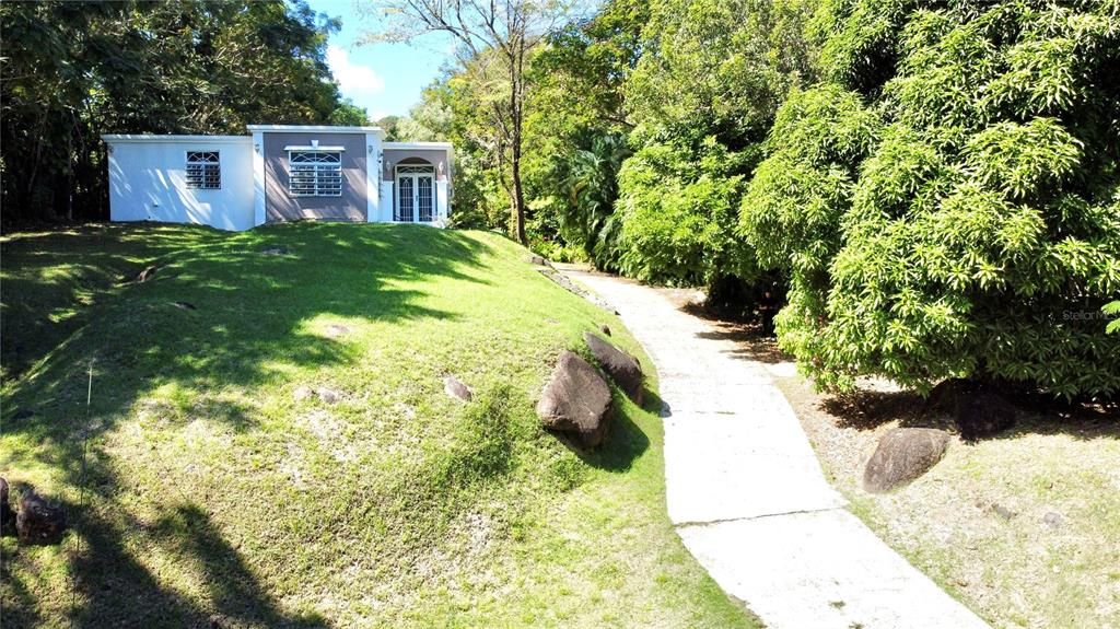 En Venta: $250,000 (3 camas, 2 baños, 1732 Pies cuadrados)