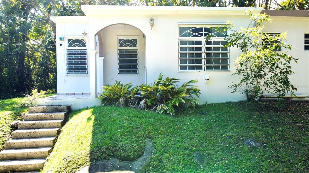 En Venta: $250,000 (3 camas, 2 baños, 1732 Pies cuadrados)