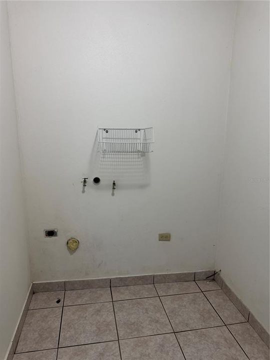 En Venta: $250,000 (3 camas, 2 baños, 1732 Pies cuadrados)