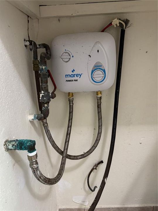 En Venta: $250,000 (3 camas, 2 baños, 1732 Pies cuadrados)