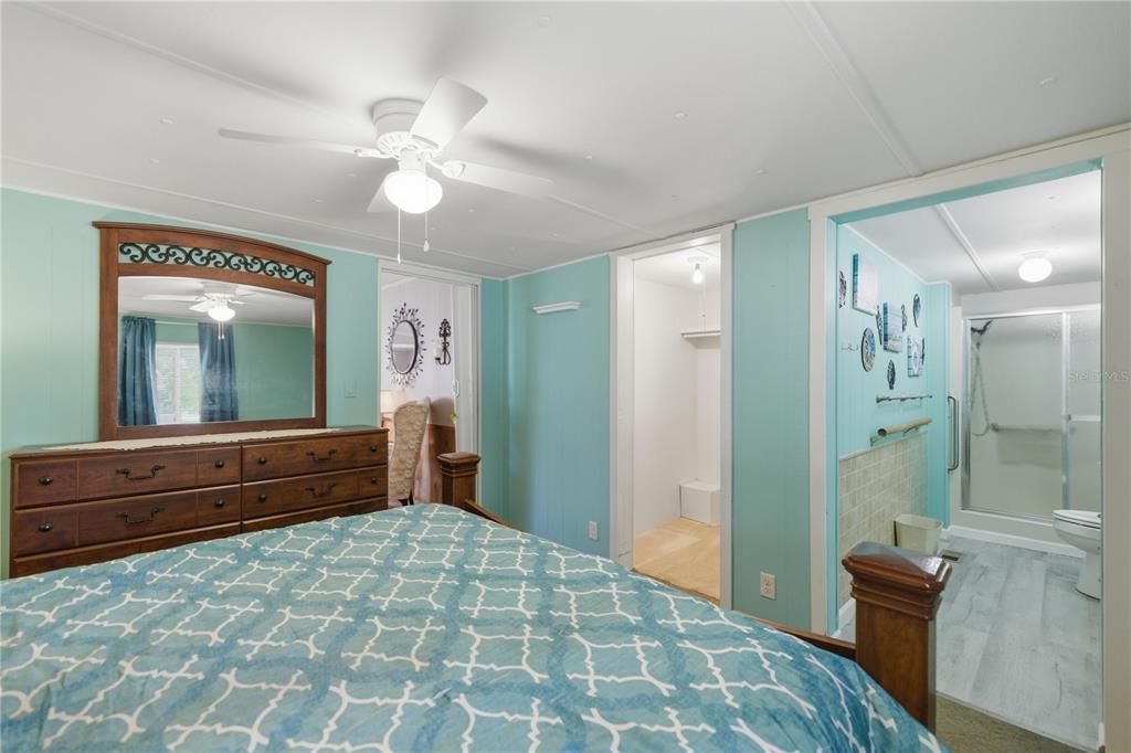 En Venta: $169,900 (3 camas, 2 baños, 1128 Pies cuadrados)