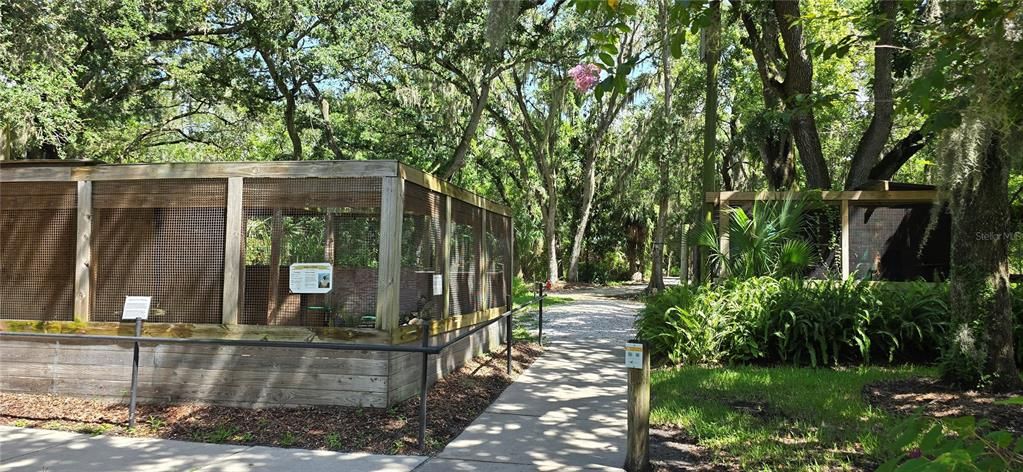 待售: $77,400 (1 贝兹, 1 浴室, 700 平方英尺)