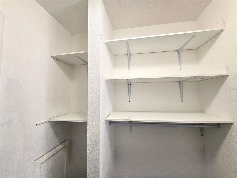 待售: $77,400 (1 贝兹, 1 浴室, 700 平方英尺)