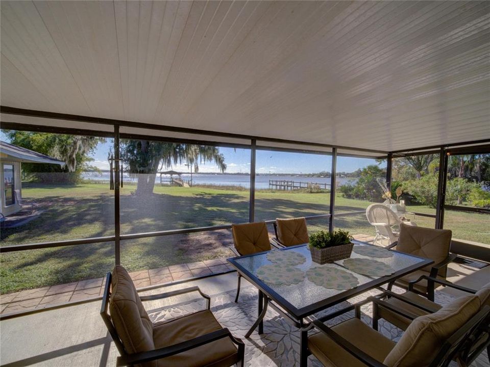 For Sale: $485,000 (3 beds, 2 baths, 1751 Square Feet)