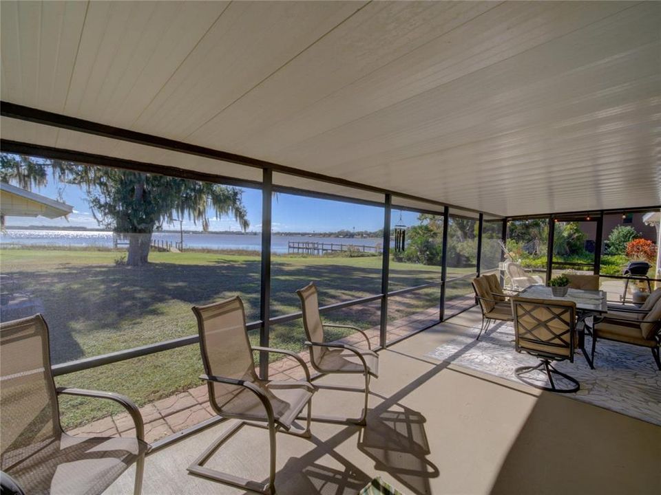 For Sale: $485,000 (3 beds, 2 baths, 1751 Square Feet)