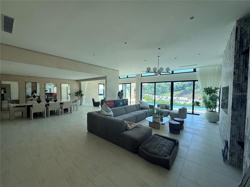 For Sale: $2,550,000 (4 beds, 4 baths, 4300 Square Feet)