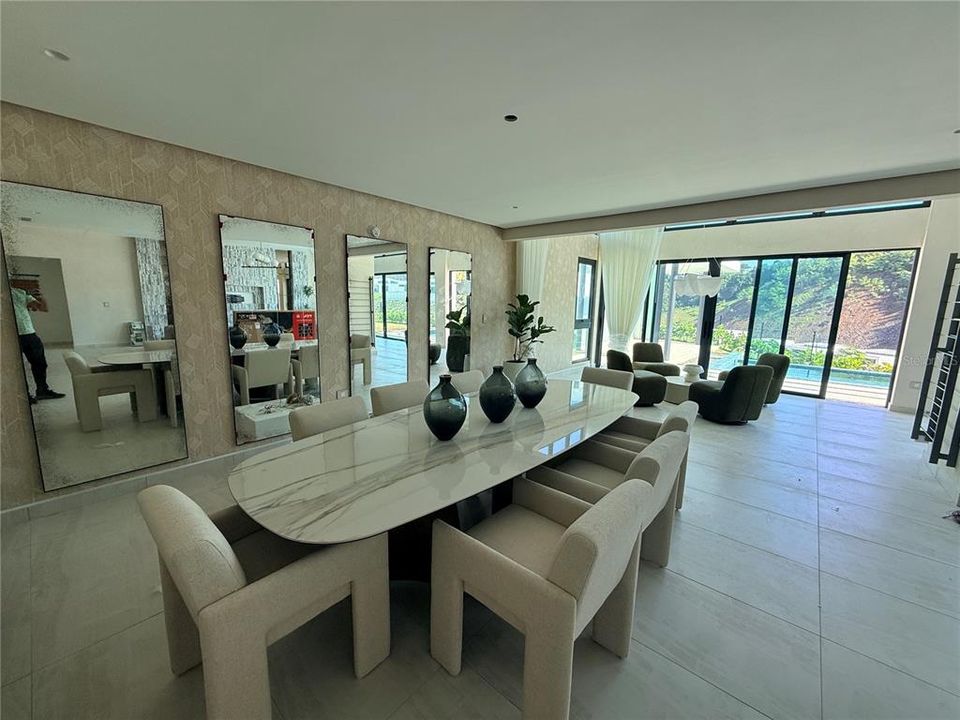 For Sale: $2,550,000 (4 beds, 4 baths, 4300 Square Feet)