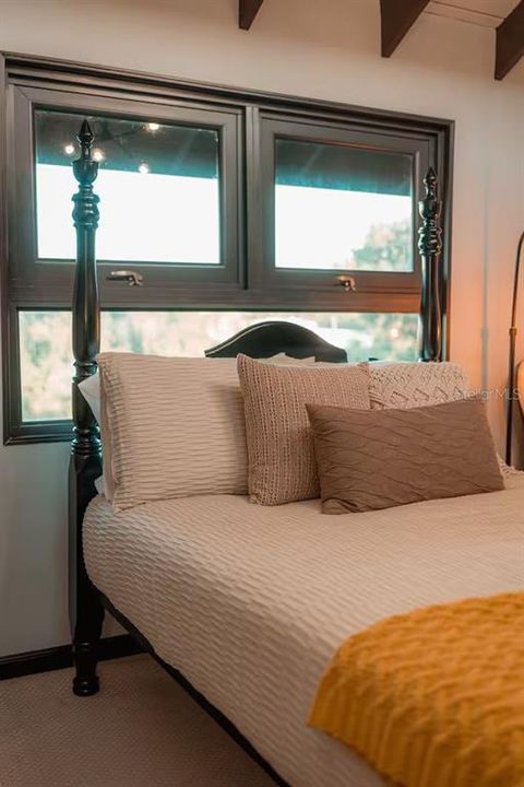 待售: $1,500,000 (3 贝兹, 2 浴室, 1289 平方英尺)