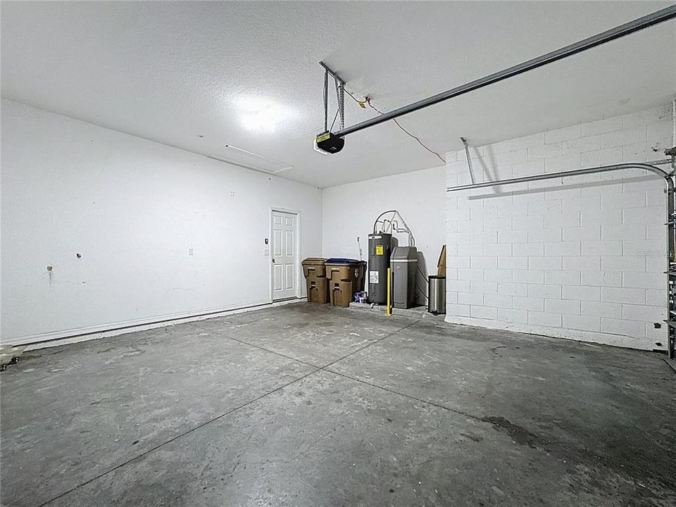 На продажу: $375,000 (5 спален, 2 ванн, 1820 Квадратных фут)