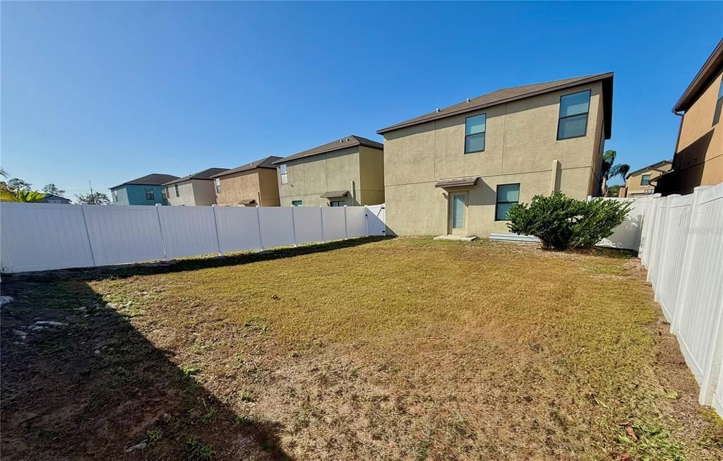 En Venta: $389,000 (5 camas, 2 baños, 2275 Pies cuadrados)