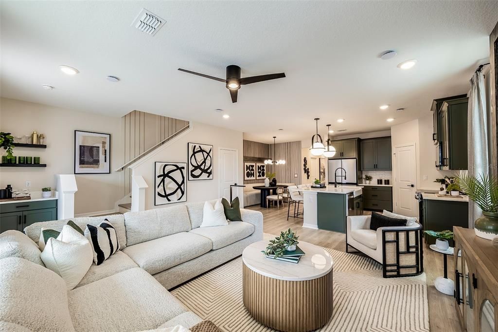 En Venta: $462,960 (4 camas, 3 baños, 1711 Pies cuadrados)