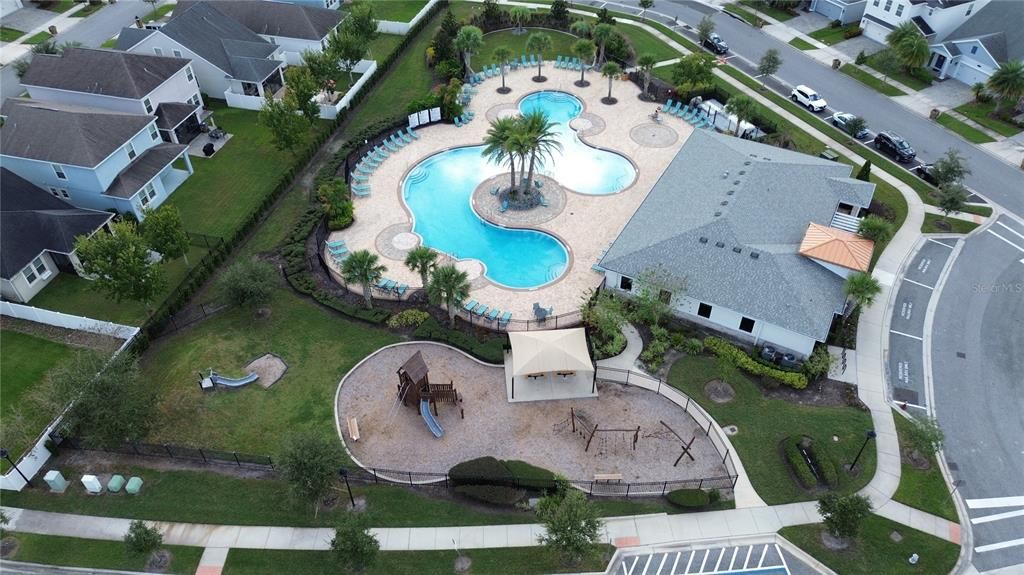 For Rent: $3,400 (4 beds, 2 baths, 2655 Square Feet)