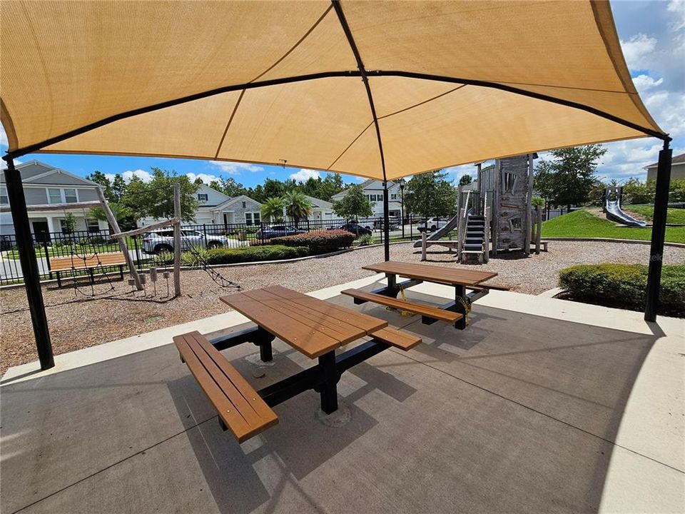 For Rent: $3,400 (4 beds, 2 baths, 2655 Square Feet)