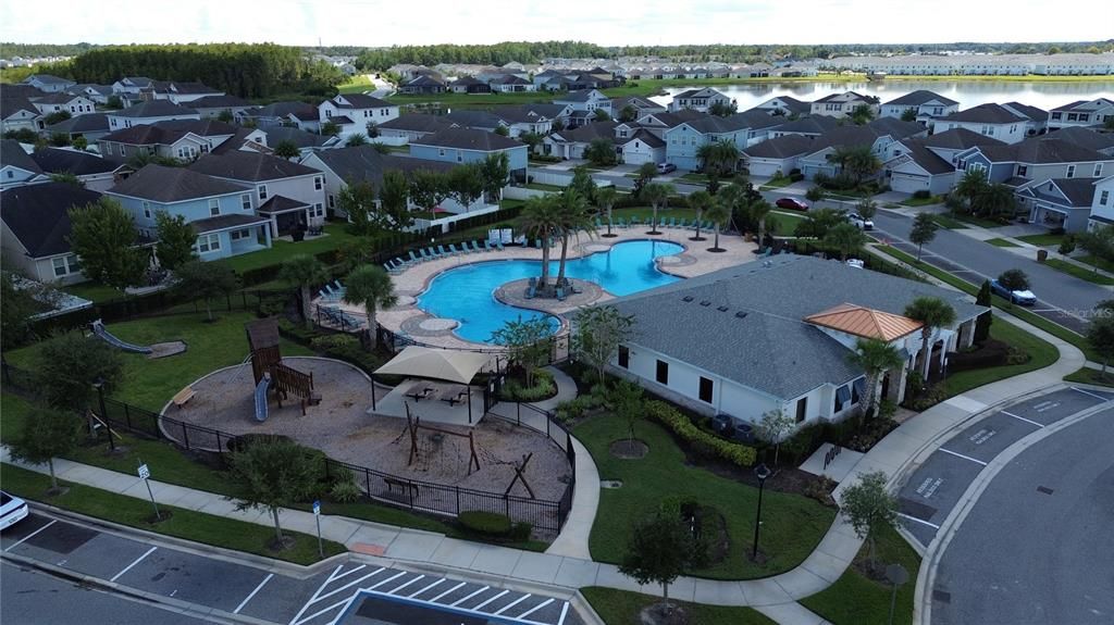 For Rent: $3,400 (4 beds, 2 baths, 2655 Square Feet)